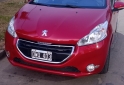Autos - Peugeot 208 ALLURE TOUCHSCREEN 2015 Nafta 142000Km - En Venta