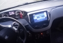 Autos - Peugeot 208 ALLURE TOUCHSCREEN 2015 Nafta 142000Km - En Venta