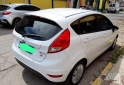 Autos - Ford Fiesta kinetic 2017 Nafta 120000Km - En Venta