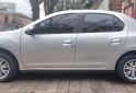 Autos - Renault Logan 2023 GNC 100000Km - En Venta