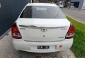Autos - Toyota ETIOS PLATINUM 2015 Nafta 122000Km - En Venta