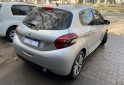 Autos - Peugeot 208 Feline 2017 Nafta 113000Km - En Venta