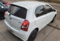 Autos - Toyota Etios 2014 Nafta 139000Km - En Venta