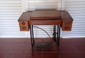 Hogar - MQUINA DE COSER GARDINI - En Venta