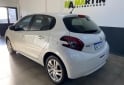 Autos - Peugeot 208 2017 Nafta 100000Km - En Venta