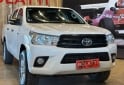 Camionetas - Toyota Toyota Hilux 2.4 Dc 4X4 2016 Diesel 292000Km - En Venta
