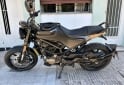 Motos - Husqvarna SVARTPILEN 2022 Nafta 16000Km - En Venta