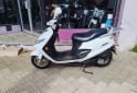Motos - Suzuki 125 2017 Nafta 15000Km - En Venta