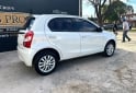 Autos - Toyota Etios XLS 5 ptas 2015 Nafta 120000Km - En Venta