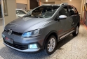 Autos - Volkswagen SURAN CROSS 2015 GNC 146000Km - En Venta