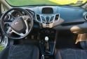 Autos - Ford Fiesta kinetic Titanium 2012 Nafta 157000Km - En Venta