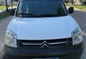 Camionetas - Citroen Berlingo 5 asientos 2018 Diesel 150000Km - En Venta