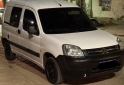 Camionetas - Citroen Berlingo 5 asientos 2018 Diesel 150000Km - En Venta