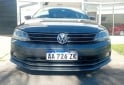 Autos - Volkswagen Vento highline cuero 1.4 2017 Nafta 83000Km - En Venta