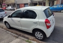 Autos - Toyota Etios 2014 Nafta 110000Km - En Venta