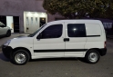 Utilitarios - Peugeot Partnet 2017 GNC 225000Km - En Venta