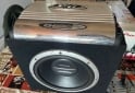Accesorios para Autos - Vendo combo de estereo con pantalla, parlantes, subwoofer y amplificador. - En Venta