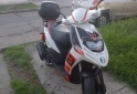 Motos - Aprilia SR 160 2024 Nafta 5500Km - En Venta