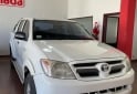 Camionetas - Toyota HILUX TD 2.5 4X4 2006 Diesel 320000Km - En Venta