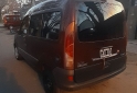 Utilitarios - Renault Kangoo 2007 Diesel 300000Km - En Venta
