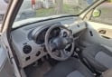 Utilitarios - Renault kangoo 2012 Nafta 186000Km - En Venta