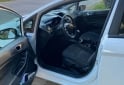 Autos - Ford Fiesta kinetic Se plus 2016 Nafta 118000Km - En Venta
