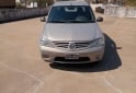 Autos - Renault Logan 2011 Nafta 124000Km - En Venta