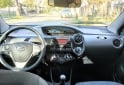 Autos - Toyota Etios xls 2015 Nafta 53400Km - En Venta