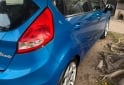 Autos - Ford Fiesta Kinetic Titanium 2013 GNC 174000Km - En Venta