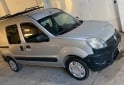 Utilitarios - Renault Kangoo 2015 GNC 188000Km - En Venta