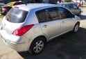 Autos - Nissan Tiida 2010 Nafta 160000Km - En Venta