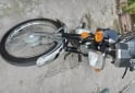 Motos - Suzuki Ax 100 2015 Nafta 21000Km - En Venta