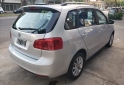 Autos - Volkswagen SURAN 1.6 HIGHLINE L/14 2013 Nafta 100500Km - En Venta