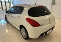 Autos - Peugeot 308 Allure 2015 Nafta 108000Km - En Venta