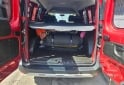 Utilitarios - Renault Kangoo stepway 2022 GNC 97000Km - En Venta