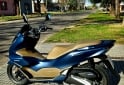 Motos - Honda PCX DELUXE 2024 Nafta 2800Km - En Venta