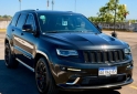Camionetas - Jeep GRAND CHEROKEE SRT8 6.4 2015 Nafta 61000Km - En Venta