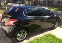 Autos - Peugeot 208 feline 2014 Nafta 185000Km - En Venta