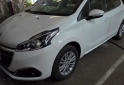 Autos - Peugeot 208 2017 Nafta 50500Km - En Venta