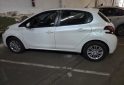 Autos - Peugeot 208 2017 Nafta 50500Km - En Venta