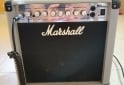 Instrumentos Musicales - Guitarra eléctrica Fender Squire y amplificador Marshall 15 w - En Venta