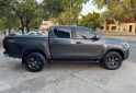 Camionetas - Toyota Hilux SRV 2023 Diesel 45000Km - En Venta