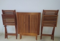 Hogar - Mesa con 2 sillas plegables de madera - En Venta
