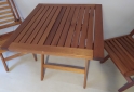 Hogar - Mesa con 2 sillas plegables de madera - En Venta