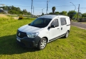 Utilitarios - Renault Kangoo emotions 5 asiento 2023 GNC 91000Km - En Venta