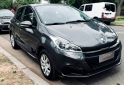 Autos - Peugeot 208 2018 Nafta 67000Km - En Venta