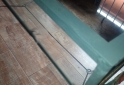 Hogar - Mesa de hierro y vidrio - En Venta