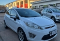 Autos - Ford Fiesta Kinetic Titanium 2012 Nafta 112000Km - En Venta