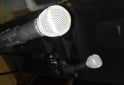 Instrumentos Musicales - vendo Bafles, Potencia, bandeja Mixer, y micrófonos con pies jirafa - En Venta