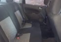 Autos - Ford fiesta one ambient 5p 2013 GNC 124000Km - En Venta